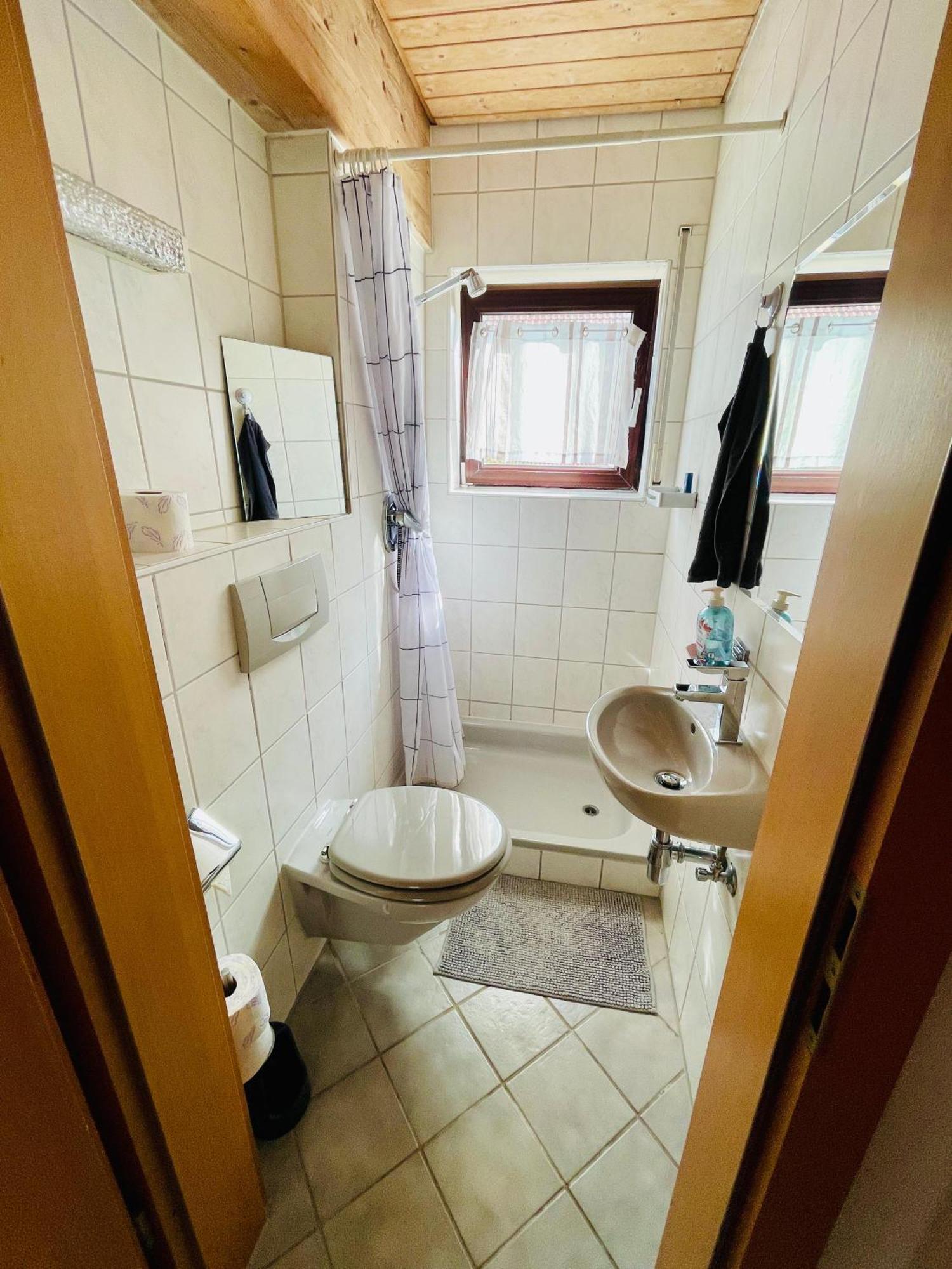 Kleine Ein Zimmer Wohnung Mit Gartenanlage 塞勒姆 外观 照片